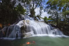 Belleza de la cascada de la Luna en Hoa Binh 
