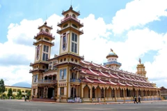 [Fotos] La Santa Sede de la secta Cao Dai, destino turístico en Tay Ninh 