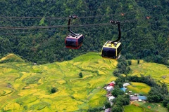 Contribuye sistema de teleférico de Fansipan al turismo en el "techo de Vietnam"