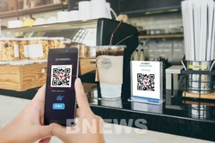 Aumentan transacciones de pago sin efectivo en sectores de restaurantes en Vietnam