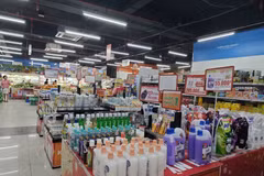 Vietnam se alista para un crecimiento económico positivo en los últimos seis meses de 2024 (Foto: VietnamPlus)