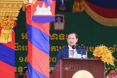 El primer ministro camboyano, Hun Manet, habla en la ceremonia del 47º aniversario del “Viaje para derrocar al régimen genocida de Pol Pot” (20 de junio de 1977), en la provincia de Tbong Khmum. (Foto: VNA)