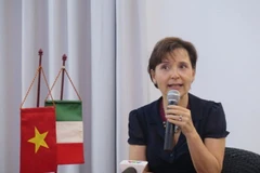 Celebran encuentro amistoso en Hanoi por Fiesta de la República Italiana
