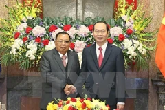 Bounnhang Vorachith envía mensaje de agradecimiento tras visita a Vietnam