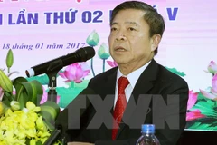 Debate Comité Permanente de Parlamento vietnamita cuestiones del personal