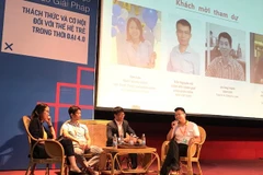Jóvenes vietnamitas debaten sobre trabajo decente y crecimiento económico