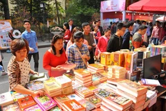 Hanoi aspira a promocionar cultura de lectura con apoyo alemán