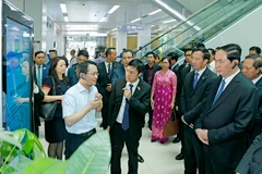 Presidente vietnamita invita inversiones chinas en proyectos de alta tecnología 