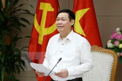 Vicepremier de Vietnam pide impulsar aplicación de trámites administrativos electrónicos