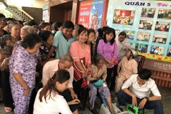 Vietnam concede importancia a la atención sanitaria de los ancianos
