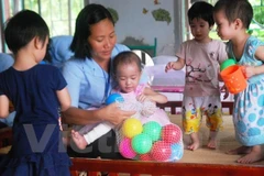 Destinan fondos para mejorar servicios educacionales en provincia vietnamita
