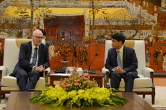 Hanoi adquiere experiencias de Dinamarca en la solución de polución y atascos
