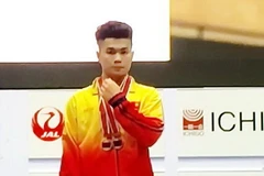 Vietnam gana oro en torneo juvenil de halterofilia en Japón 