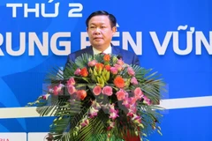 Foro Económico de región central de Vietnam debate conexión interprovincial