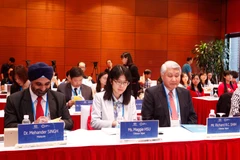 SOM2 de APEC: A debates políticas de vinculación de educación y startup 