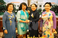 Presidenta de Cumbre Mundial de Mujeres aprecia esfuerzos de Vietnam en empoderamiento de féminas