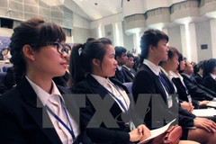 Gobierno japonés prolonga tiempo de trabajo para enfermeros extranjeros