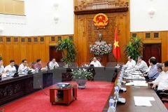 Asesores ofrecen propuestas para impulsar crecimiento económico de Vietnam 