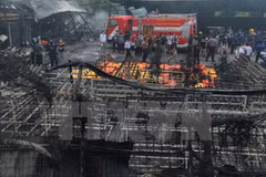 Indonesia: explosión de fábrica de fuegos artificiales mata a 47 personas