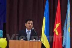 Inauguran curso de idioma vietnamita en Ucrania