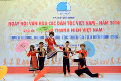 En Ciudad Ho Chi Minh Día cultural de etnias vietnamitas