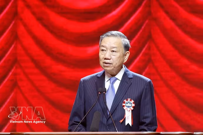 El secretario general del Partido Comunista y presidente de Vietnam, To Lam, habla en el evento. (Foto: VNA)