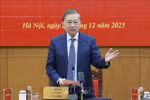 El secretario general del Partido Comunista de Vietnam (PCV), To Lam, habla en el evento. (Fuente: VNA)