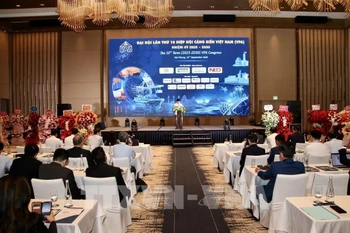 El X Congreso de la Asociación de Puertos Marítimos de Vietnam se celebra en la ciudad de Hai Phong. (Foto: VNA)