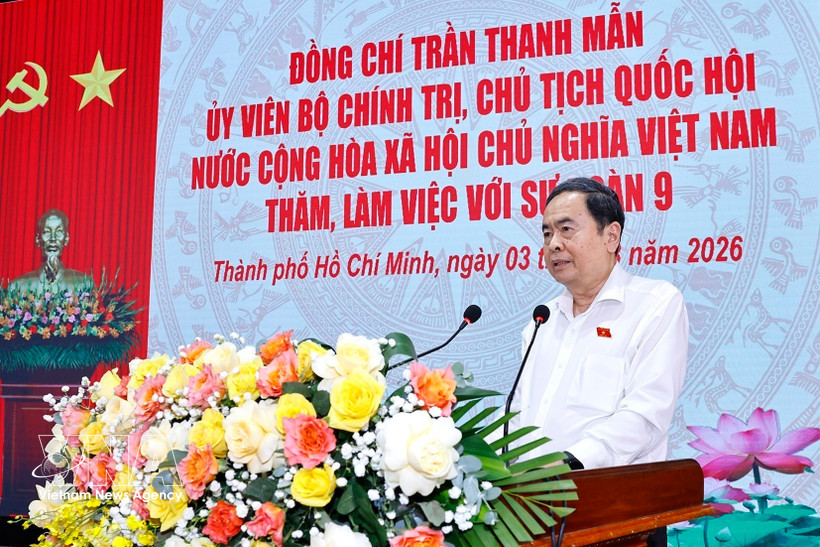 El presidente de la Asamblea Nacional (Parlamento) de Vietnam, Tran Thanh Man, pronuncia un discuso en el evento. (Fuente: VNA)