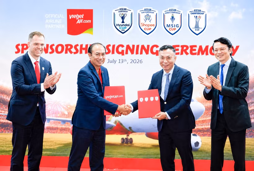 Vietjet y Vikki fueron designados Aerolínea Oficial y Banco Oficial en Vietnam de los cuatro torneos organizados por ASEAN United FC (Foto: Vietjet Air)