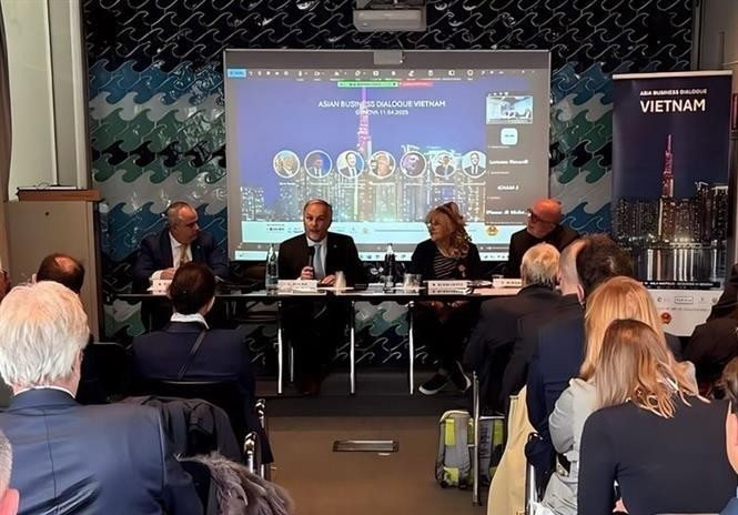 El Diálogo Empresarial Asia-Vietnam (Fuente: VNA)