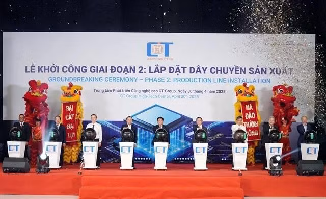 Ceremonia de colocación de la primera piedra de la segunda fase de la construcción de la primera fábrica de chips semiconductores de propiedad local de Vietnam. (Foto: CT Semiconductor)