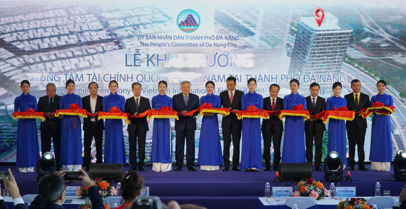 La inauguración del Centro Financiero Internacional en Da Nang (Fuente: VNA)