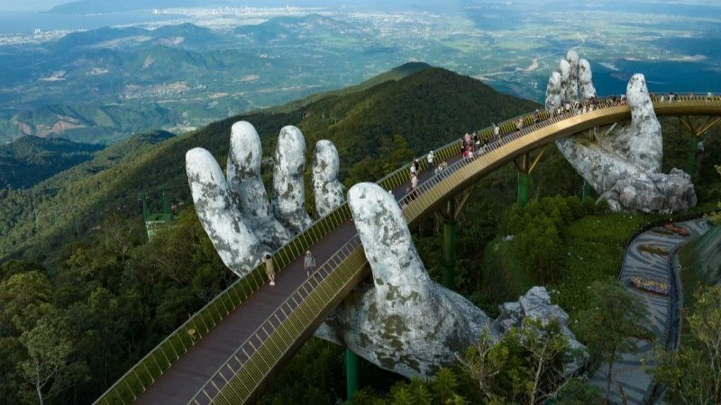 El Puente Dorado en Da Nang (Fuente: nhandan.vn)