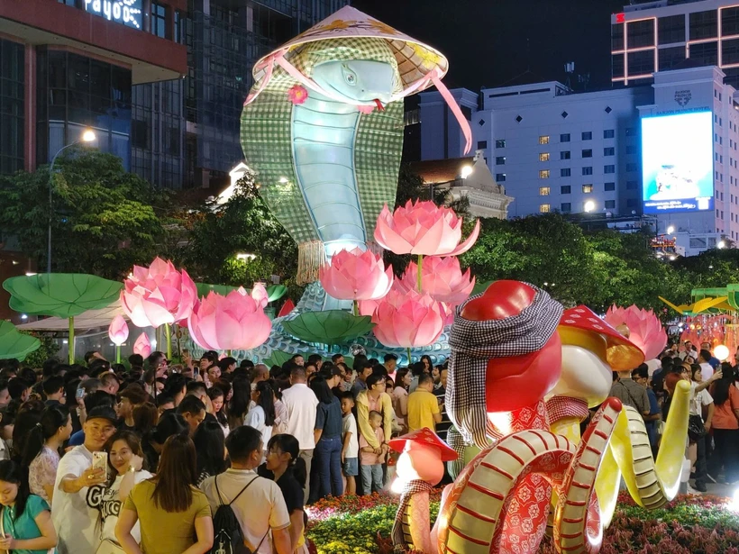 La calle de flores Nguyen Hue en Ciudad Ho Chi Minh. (Fuente: VNA)