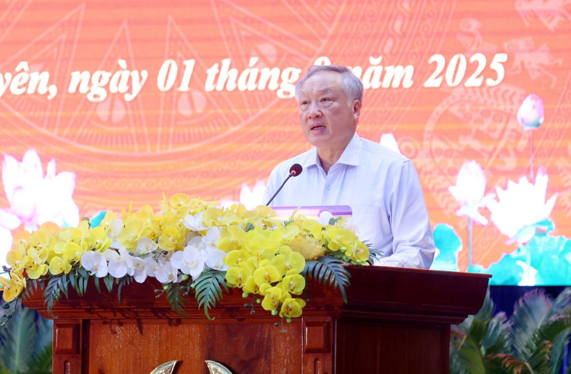 El viceprimer ministro permanente de Vietnam, Nguyen Hoa Binh, pronuncia un discurso en la ceremonia. (Fuente: VNA)