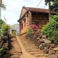 Casas únicas de laterita en provincia central de Quang Ngai