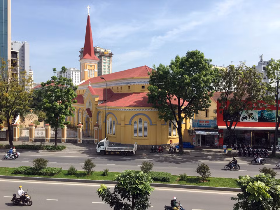La Iglesia de Phanxico es una de las obras arquitectónicas francesas típicas de la ciudad de Hue. Foto: VNA