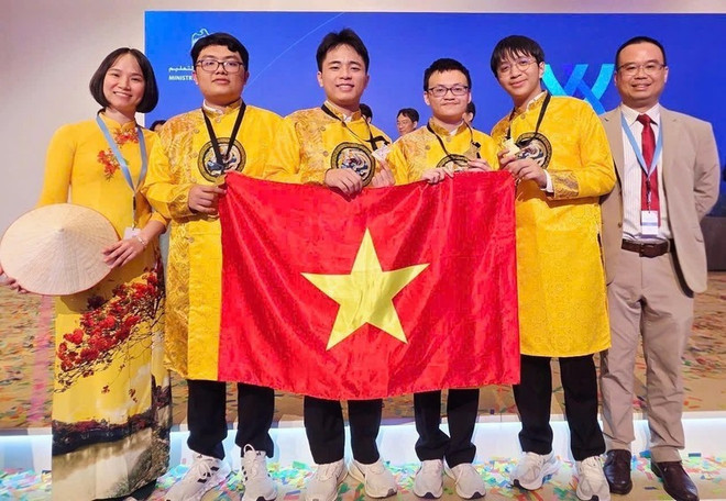 El equipo vietnamita ganó cuatro medallas de oro en la Olimpiada Internacional de Química de 2025. (Foto: Ministerio de Educación y Formación) olympic-hoa-hoc-1.jpg