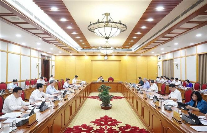 vna-potal-tong-bi-thu-chu-tri-hop-bo-chinh-tri-ve-tien-do-sap-xep-to-chuc-bo-may-va-don-vi-hanh-chinh-8076515.jpg