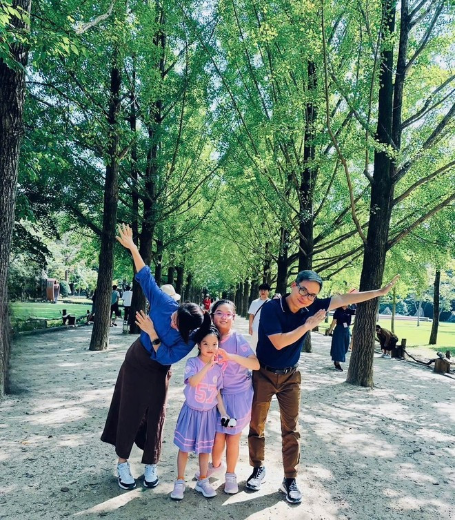 Los turistas vietnamitas eligen destinos turísticos famosos de Corea del Sur para sus vacaciones familiares. (Foto: Khanh Ly/Vietnam+) 1000006487.jpg