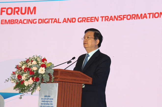 El viceprimer ministro Mai Van Chinh habla en el foro: (Foto: VNA) vna-potal-pho-thu-tuong-chinh-phu-mai-van-chinh-du-dien-dan-du-lich-cap-cao-nam-2025-tai-thanh-pho-ho-chi-minh-8255848.jpg