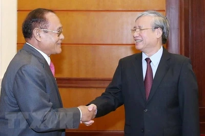 Concede Vietnam máxima prioridad a fortalecimiento de nexos con Camboya 