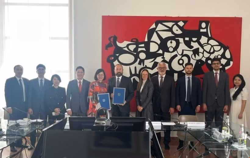 Participantes en la octava sesión del Comité Conjunto de Cooperación Científica y Tecnológica Vietnam-Italia. (Fuente:VNA)
