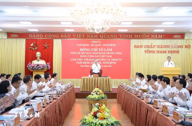 tong-bi-thu-to-lam-lam-viec-voi-ban-thuong-vu-tinh-uy-nam-dinh-ha-nam-ninh-binh-9.jpg