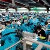 Artículos de costura para exportación a los mercados de EE. UU. y la UE en Maxport Garment Company. (Foto: VNA)