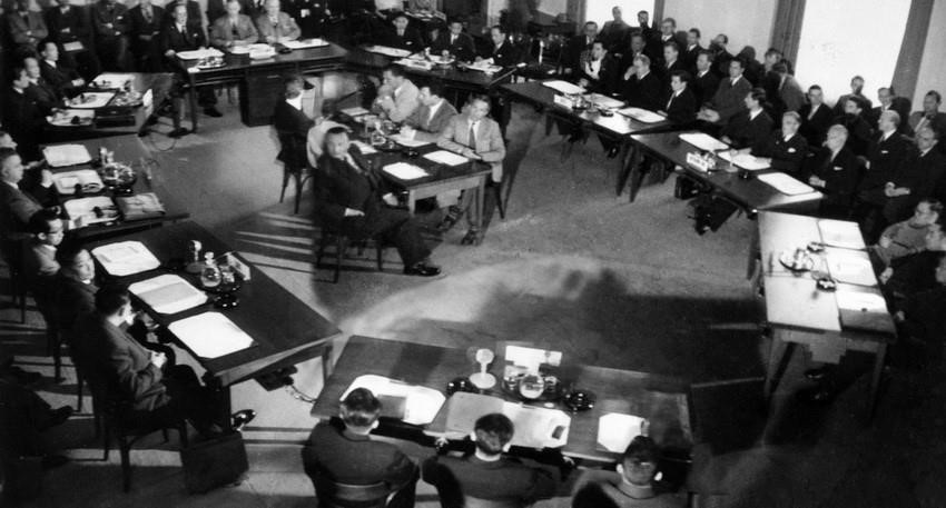 Las noticias sobre la Victoria de Dien Bien Phu en la tarde del 7 de mayo de 1954 se transmitieron a Ginebra y en la mañana del 8 de mayo (hora de Ginebra), la cuestión de Indochina se incluyó oficialmente en la agenda. (Fuente: VNA)