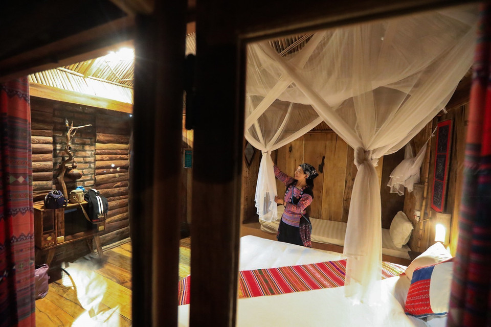 Una habitación en el homestay Y Mua, en la comuna de Hang Kia (Foto: VNA)