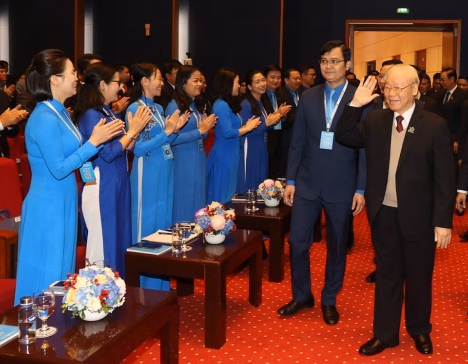 El secretario general Nguyen Phu Trong asiste a la ceremonia de inauguración del XII Congreso Nacional de la Unión de Jóvenes Comunistas Ho Chi Minh, período 2022-2027, en Hanoi, el 15 de diciembre de 2022. (Foto: VNA)