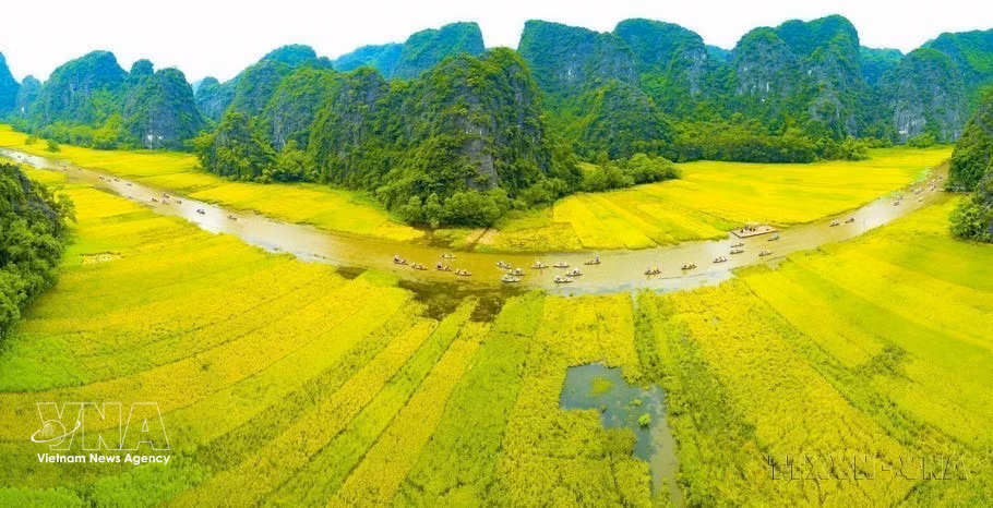 vnanet-potal-10-nam-quan-the-danh-thang-trang-an-duoc-unesco-ghi-danh-la-di-san-van-hoa-va-thien-nhien-the-gioi-7337230.jpg